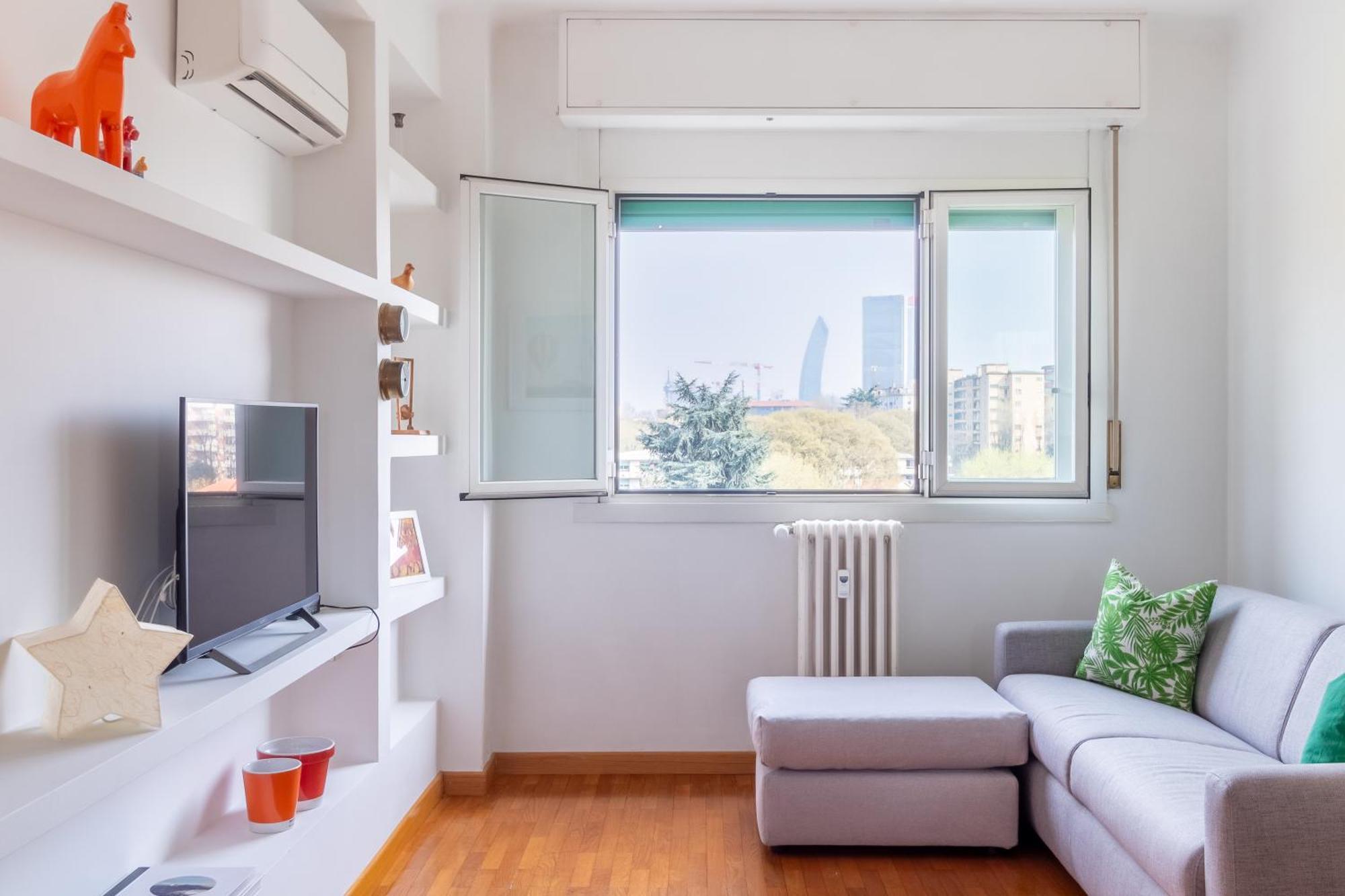 Trilocale In Via Pogatschnig 40 -- San Siro-rho Fiera-duomo * Milan