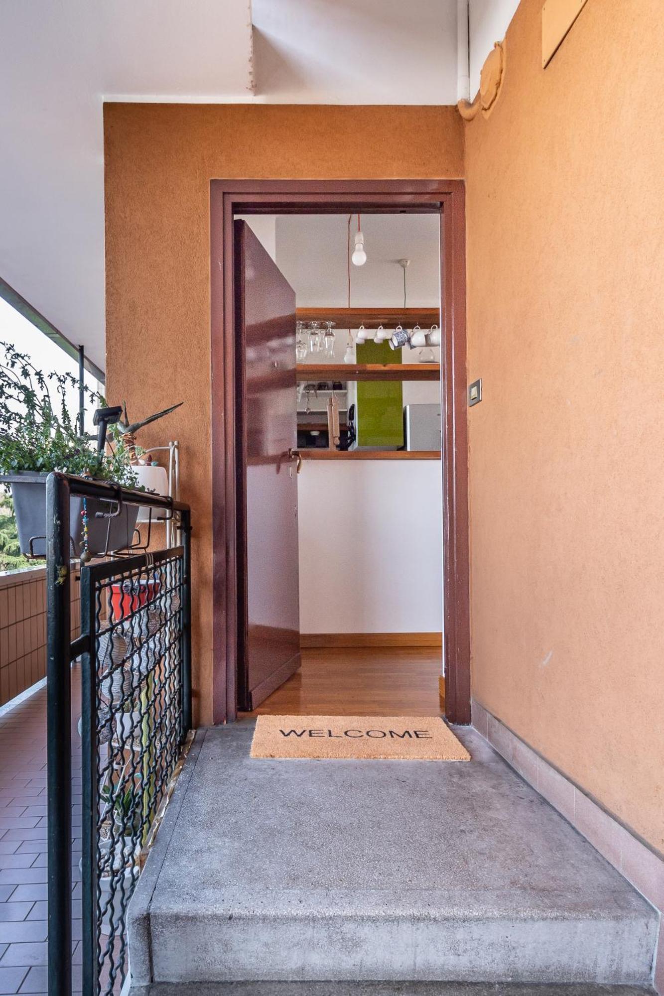 Apartamento Trilocale In Via Pogatschnig 40 -- San Siro-rho Fiera-duomo *