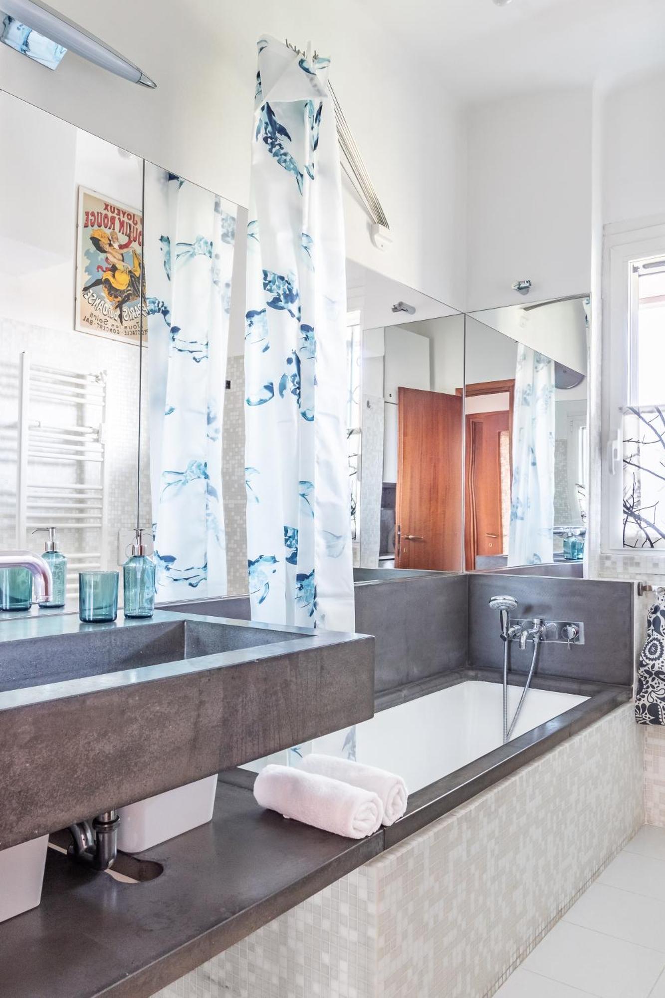 Apartment Trilocale In Via Pogatschnig 40 -- San Siro-rho Fiera-duomo *